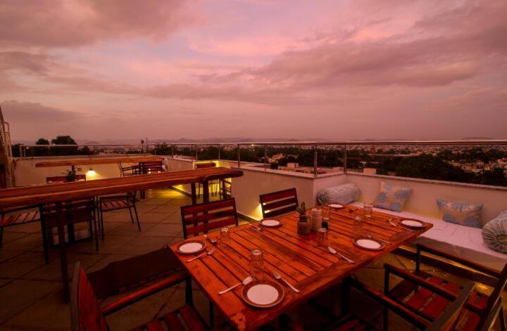 Hotel Wonder Cliff Udaipur Dış mekan fotoğraf